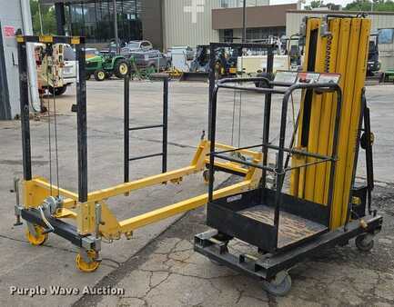 Vertical mast lift - Workforce XLT Cat 23 (1)