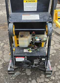 Vertical mast lift - Workforce XLT Cat 23 (20)