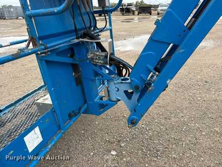 Telescopic boom lift 2012  Genie Z-45/25J (12)