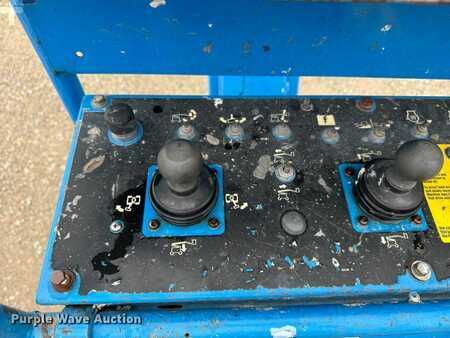 Telescopic boom lift 2012  Genie Z-45/25J (16)