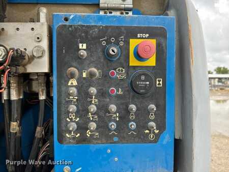 Telescopic boom lift 2012  Genie Z-45/25J (28)