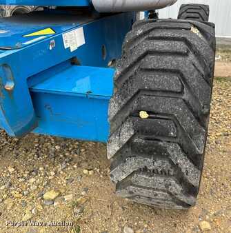 Telescopic boom lift 2012  Genie Z-45/25J (36)