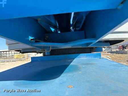 Telescopic boom lift 2012  Genie S85 (10)