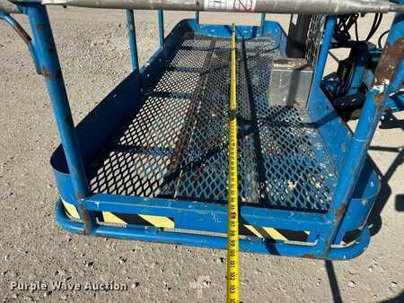 Telescopic boom lift 2012  Genie S85 (18)