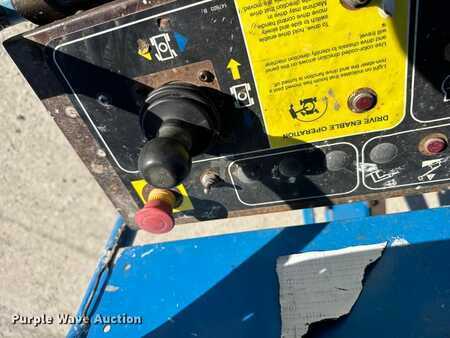 Telescopic boom lift 2012  Genie S85 (24)