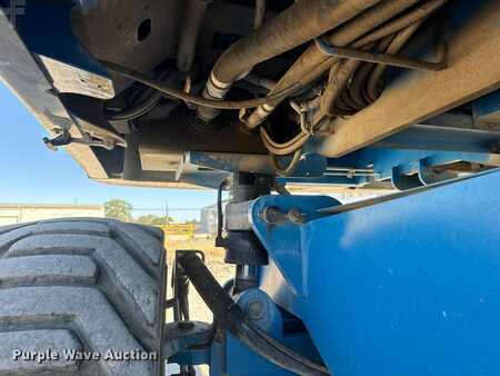Telescopic boom lift 2012  Genie S85 (33)