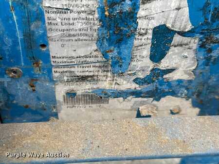 Vertical mast lift - Genie AWP-30S (39)