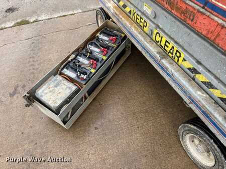 Plataforma Tijera 1994  SkyJack SJ-3220 (24)