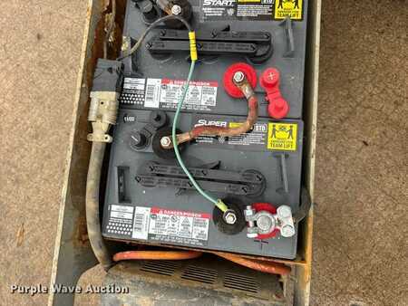 Plataforma Tijera 1994  SkyJack SJ-3220 (29)