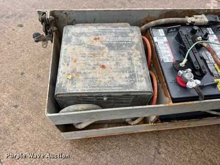 Plataforma Tijera 1994  SkyJack SJ-3220 (30)