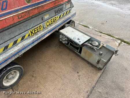 Plataforma Tijera 1994  SkyJack SJ-3220 (32)