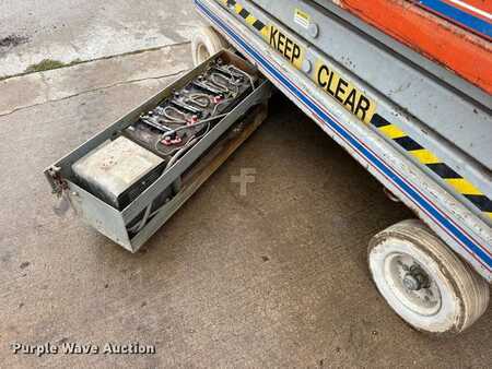 Plataforma Tijera 1992  SkyJack SJ-4620 (40)