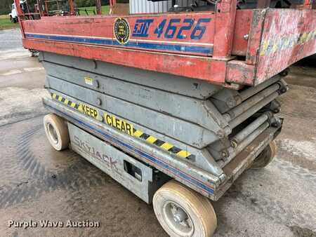 Plataforma Tijera 1995  SkyJack SJ-4626 (31)