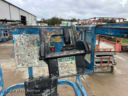 Scissor lift 2004  Genie GS-1930 (19)