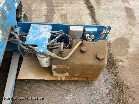 Scissor lift 2004  Genie GS-1930 (34)