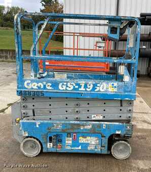 Scissor lift 2004  Genie GS-1930 (4)