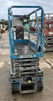 Scissor lift 2004  Genie GS-1930 (6)