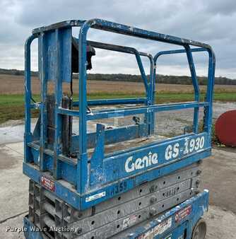 Scissor lift - Genie GS-1930 (10)