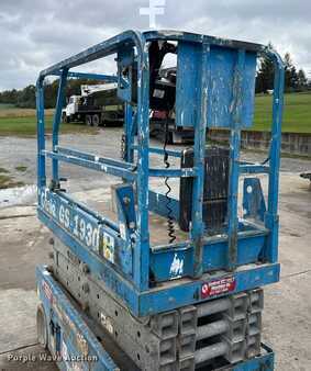 Scissor lift - Genie GS-1930 (11)