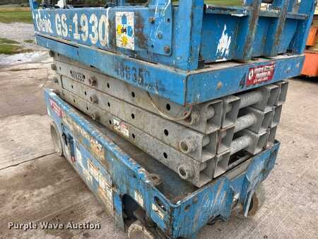 Scissor lift - Genie GS-1930 (30)