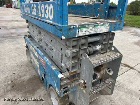 Scissor lift - Genie GS-1930 (32)