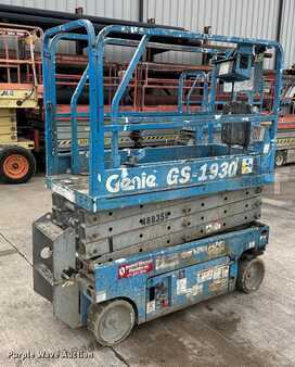 Scissor lift - Genie GS-1930 (5)