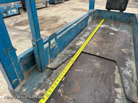 Scissor lift 2003  Genie GS-1930 (17)