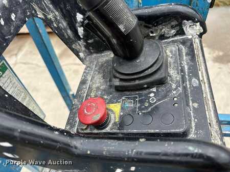 Scissor lift 2003  Genie GS-1930 (25)