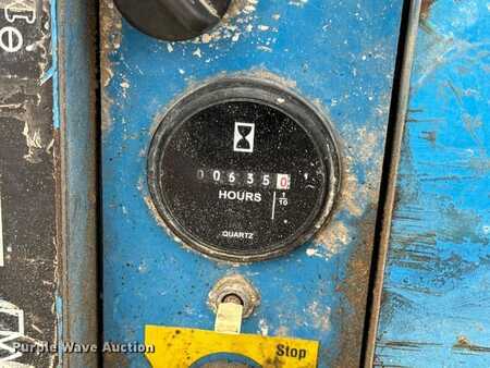 Scissor lift 2003  Genie GS-1930 (38)