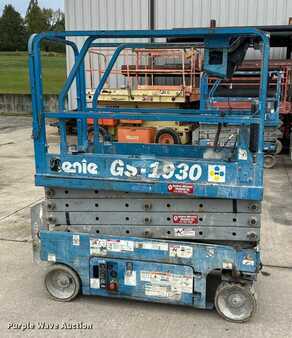 Scissor lift 2003  Genie GS-1930 (4)