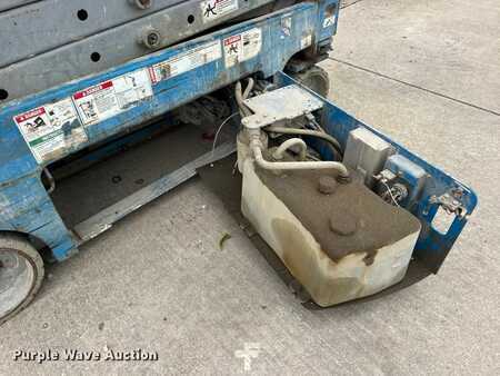 Scissor lift 2003  Genie GS-1930 (40)