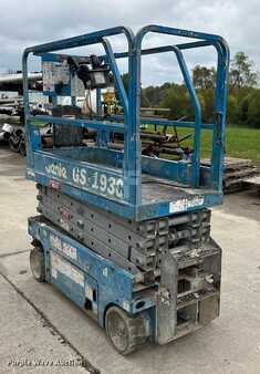 Scissor lift 2003  Genie GS-1930 (7)