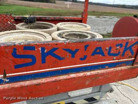 Plataforma Tijera 1999  SkyJack SJIII-3015 (13)