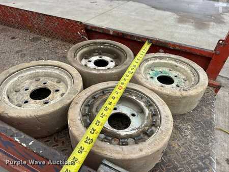 Plataforma Tijera 1999  SkyJack SJIII-3015 (22)