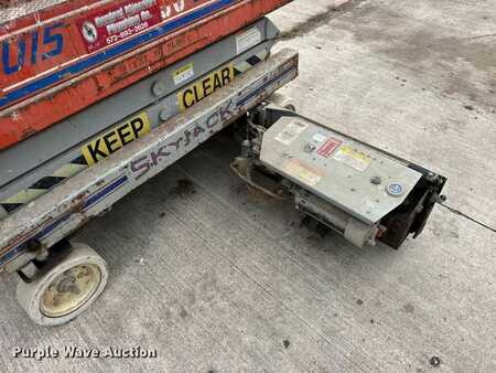 Plataforma Tijera 1999  SkyJack SJIII-3015 (39)