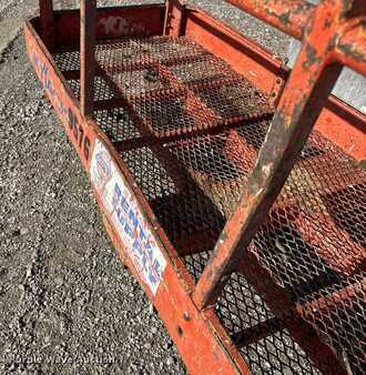 Plataforma Telescópica 2012  SkyJack SJ66T (18)