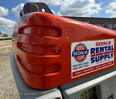 Telescopic boom lift - SkyJack SJ45T (20)