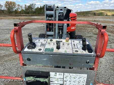 Plataforma Telescópica 2013  SkyJack SJ46AJ (20)