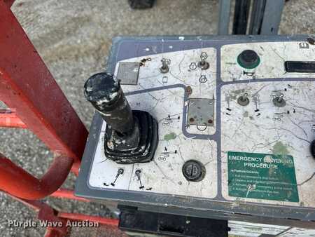 Plataforma Telescópica 2013  SkyJack SJ46AJ (21)