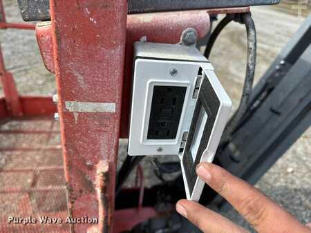 Plataforma Telescópica 2013  SkyJack SJ46AJ (35)