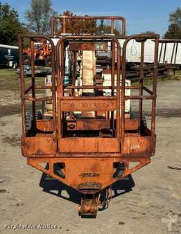 Telescopic boom lift - JLG 45HA (2)