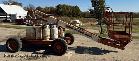 Telescopic boom lift - JLG 45HA (4)