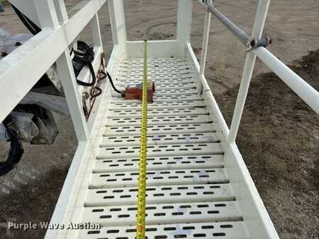 Plataforma Telescópica - Snorkelift TB-120RDZ (30)