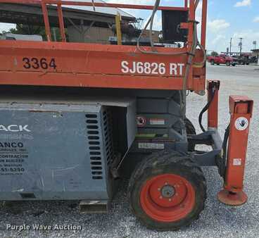 Scissor lift 2013  Skyjack SJ6826 RT (14)