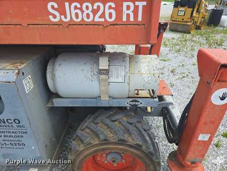 Scissor lift 2013  Skyjack SJ6826 RT (25)