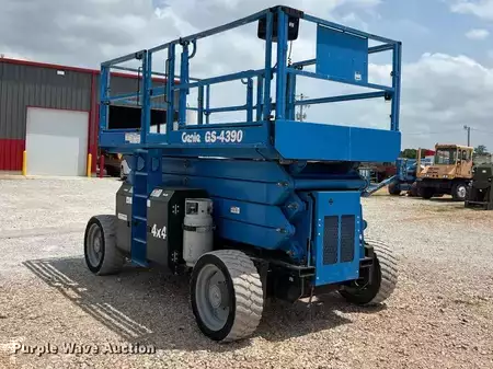Scissor lift 2016  Genie GS4390 (3)