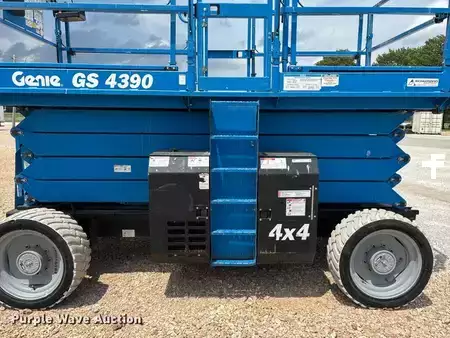 Scissor lift 2016  Genie GS4390 (30)