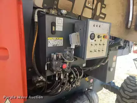 Telescopic boom lift 2013  Skyjack SJ63AJ (34)