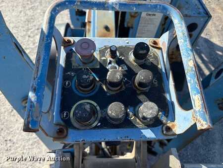 Telescopic boom lift 2008  Genie TZ34 (10)