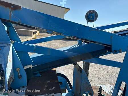 Telescopic boom lift 2008  Genie TZ34 (23)